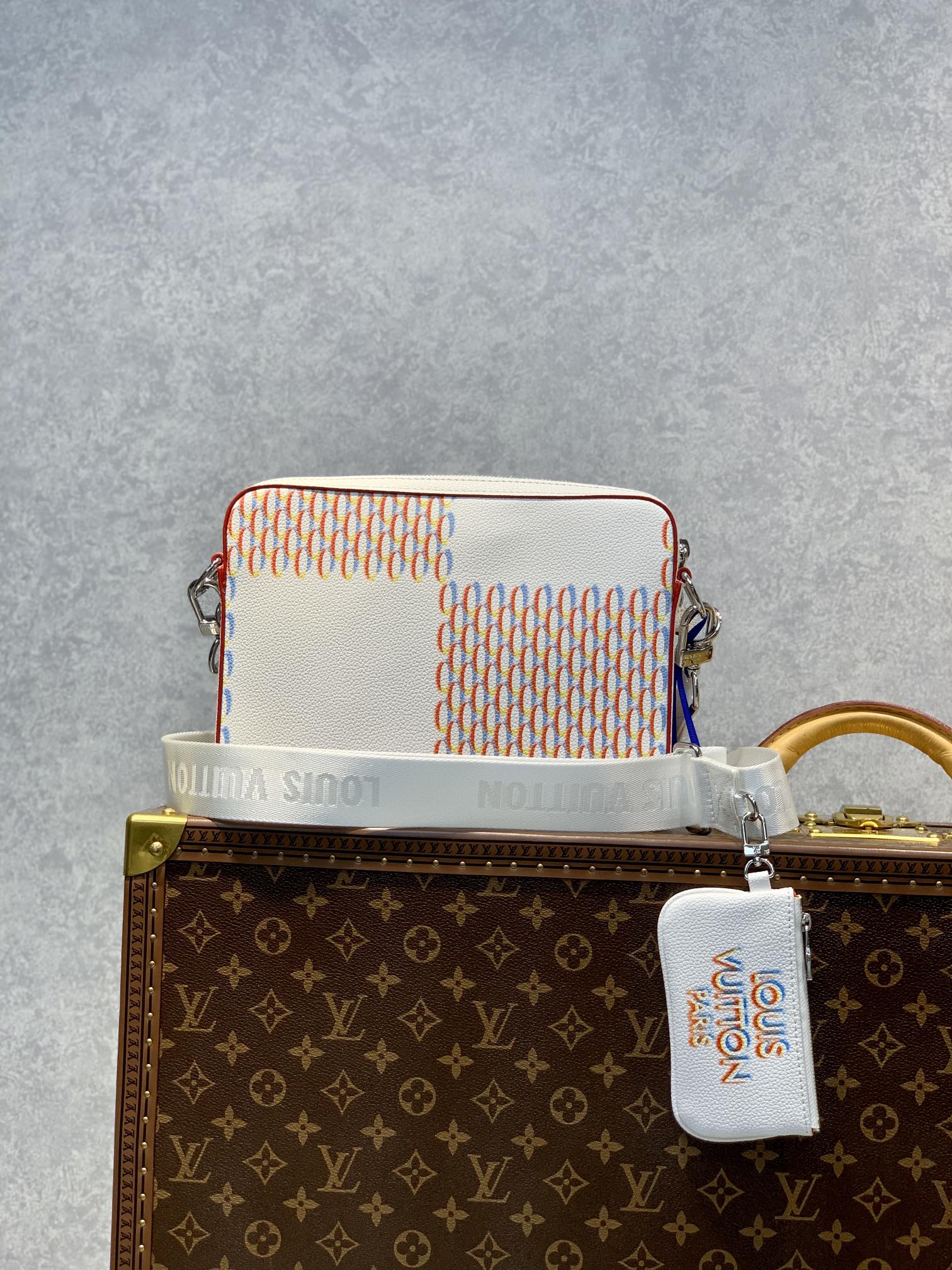 TÚI LOUIS VUITTON Trio Damier Spray Messenger Bag