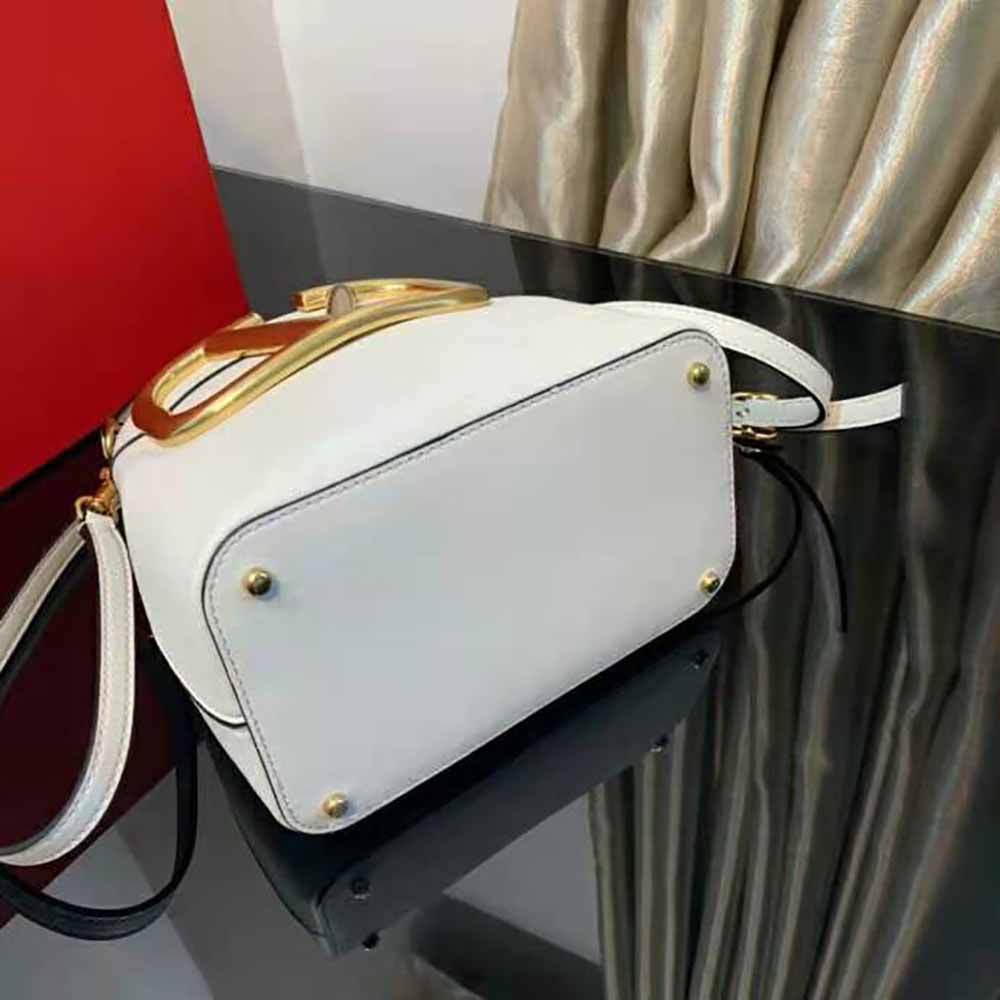 TÚI Valentino Women Garavani Supervee Handbag in Calfskin Leather-White