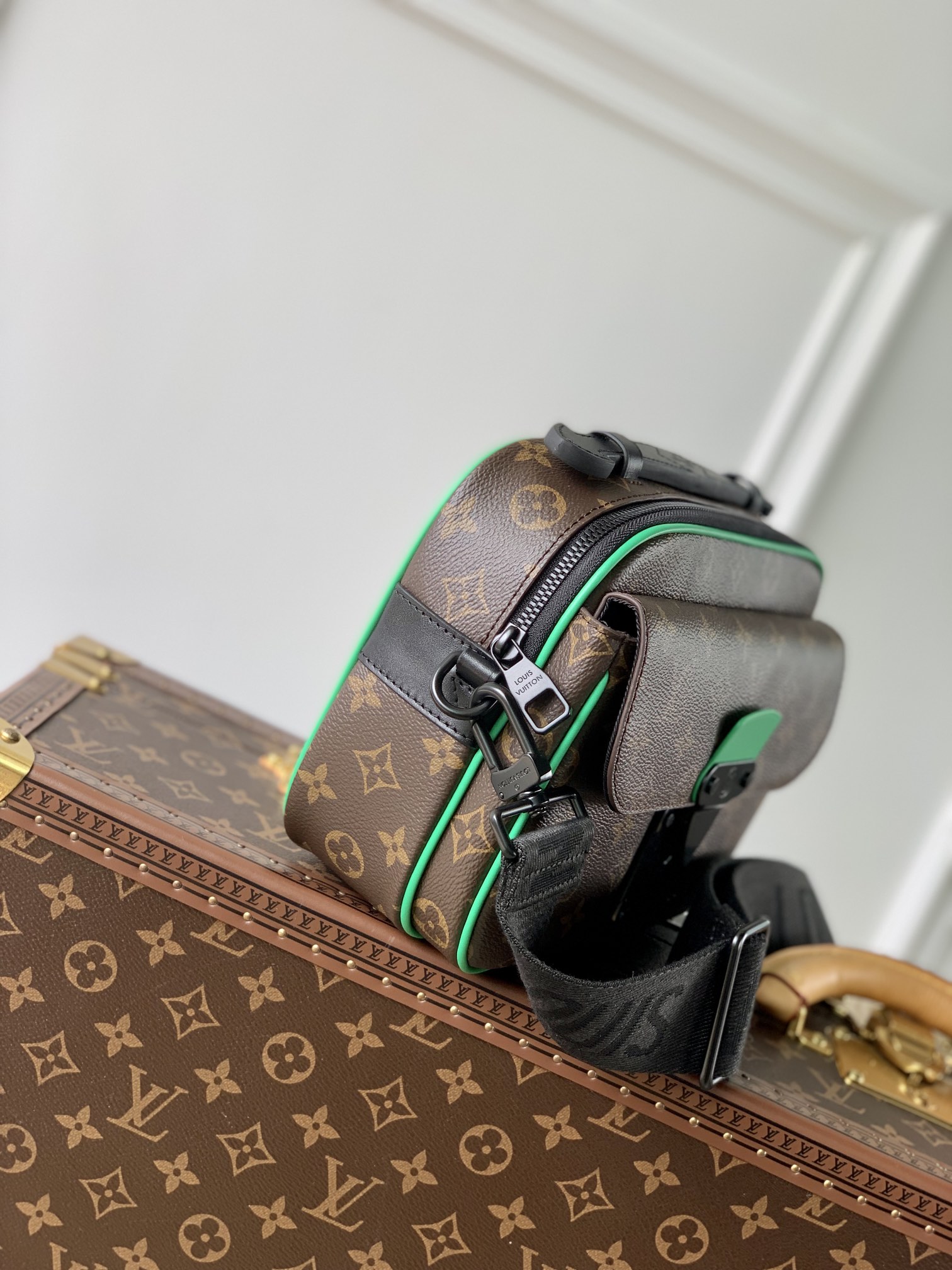 TÚI LOUIS VUITTON Monogram Macassar Virgil Abloh Messenger Bag