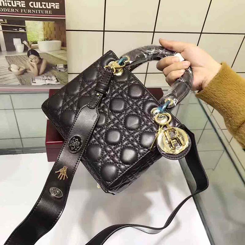 TÚI Dior My Lady Dior Bag in Cannage Lambskin-Black