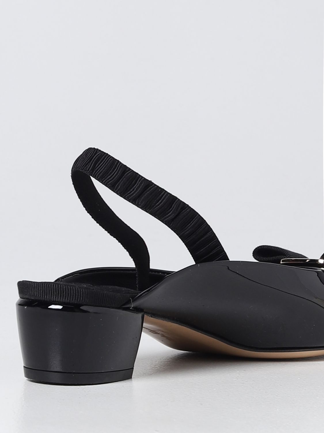 GIÀY SALVATORE FERRAGAMO Black ballet flats shoes
