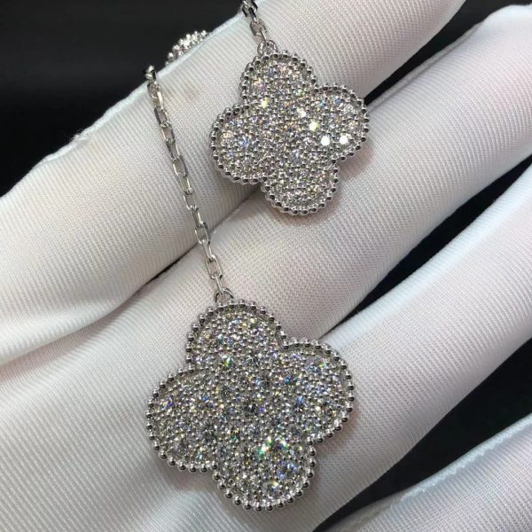 Vòng cổ Van Cleef & Arpels Magic Alhambra 6 Motif kim cương vàng trắng 18K