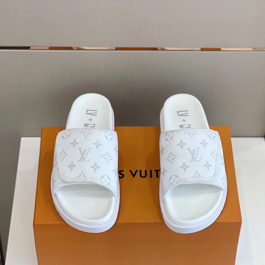 DÉP LOUIS VUITTON MONOGRAM NBA UNISEX SLIPPER
