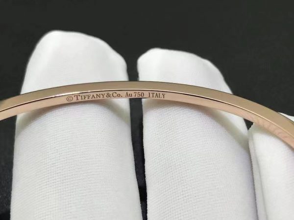 Vòng tay Tiffany & Co T Diamond kim cương vàng hồng 18K