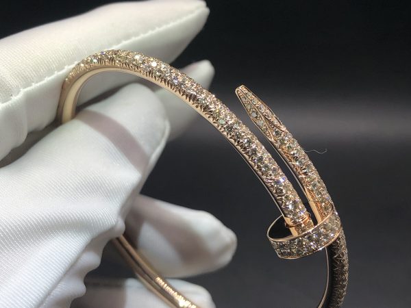 Vòng tay Cartier Juste Un Clou full kim cương vàng hồng 18K