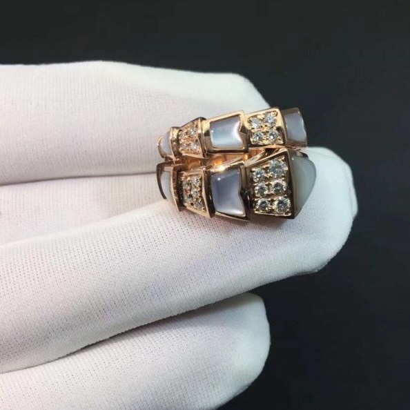 NHẪN BVLGARI SERPENTI RING WITH DIAMOND AND M.O.P ROSE GOLD 18K