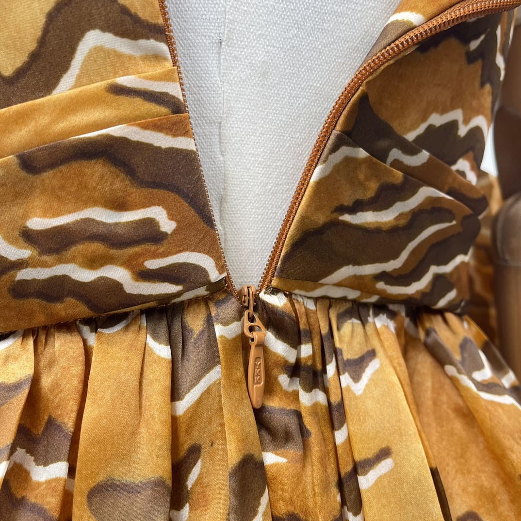 VÁY ZIMMERMANN Camel Tiger Striped Strapless Sleeveless Bow Midi Dress High Classy