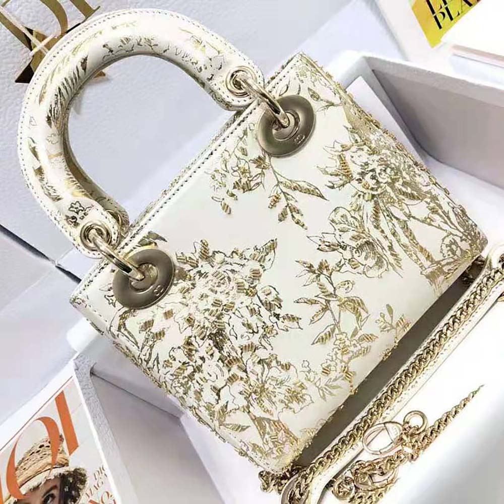 TÚI Christian Dior  Dior Bag White Calfskin with Gold-Tone Printed and Bead-Embroidered Dior Jardin D’Hiver Motif