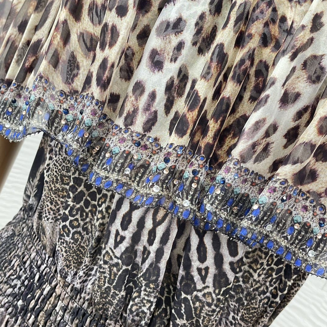 VÁY CAMILLA Worldcloset Diamonds Pressed Leopard Print Off the Shoulder Midi Dress High Classy