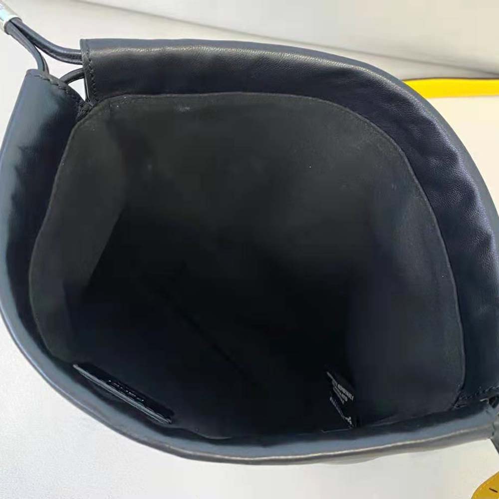 TÚI Fendi Women Wallet on Chain with Pouches Leather Mini-Bag-White