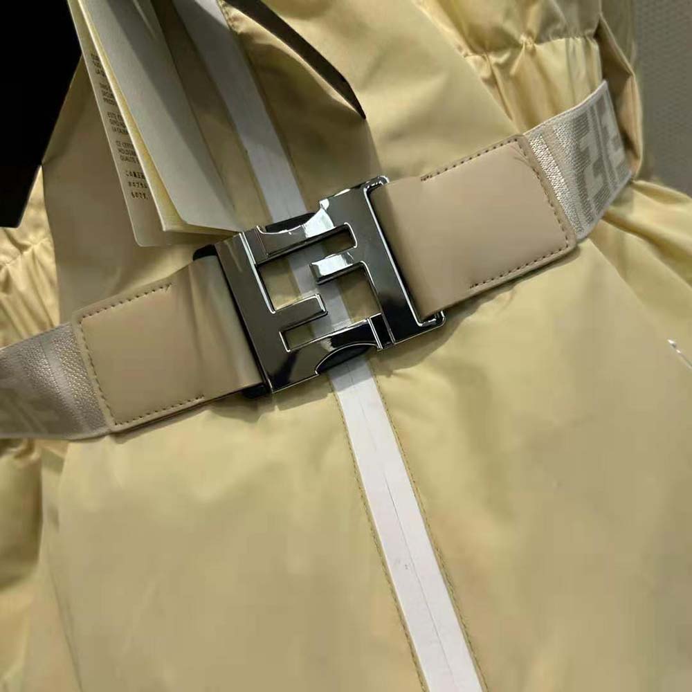 ÁO Fendi Women Ski Jacket in White Nylon