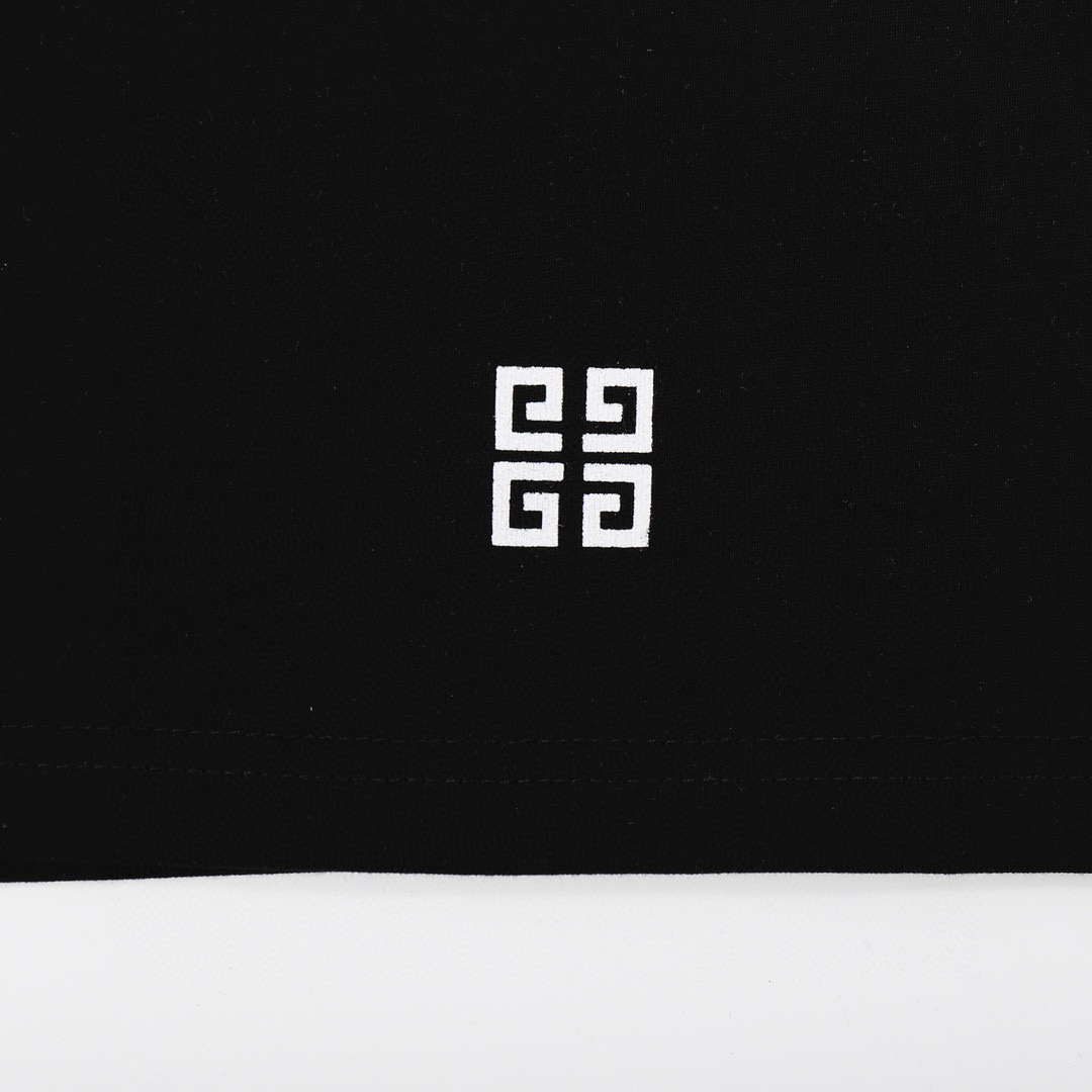 ÁO ARC'TERYX T SHIRT BLACK PHÁT SÁNG