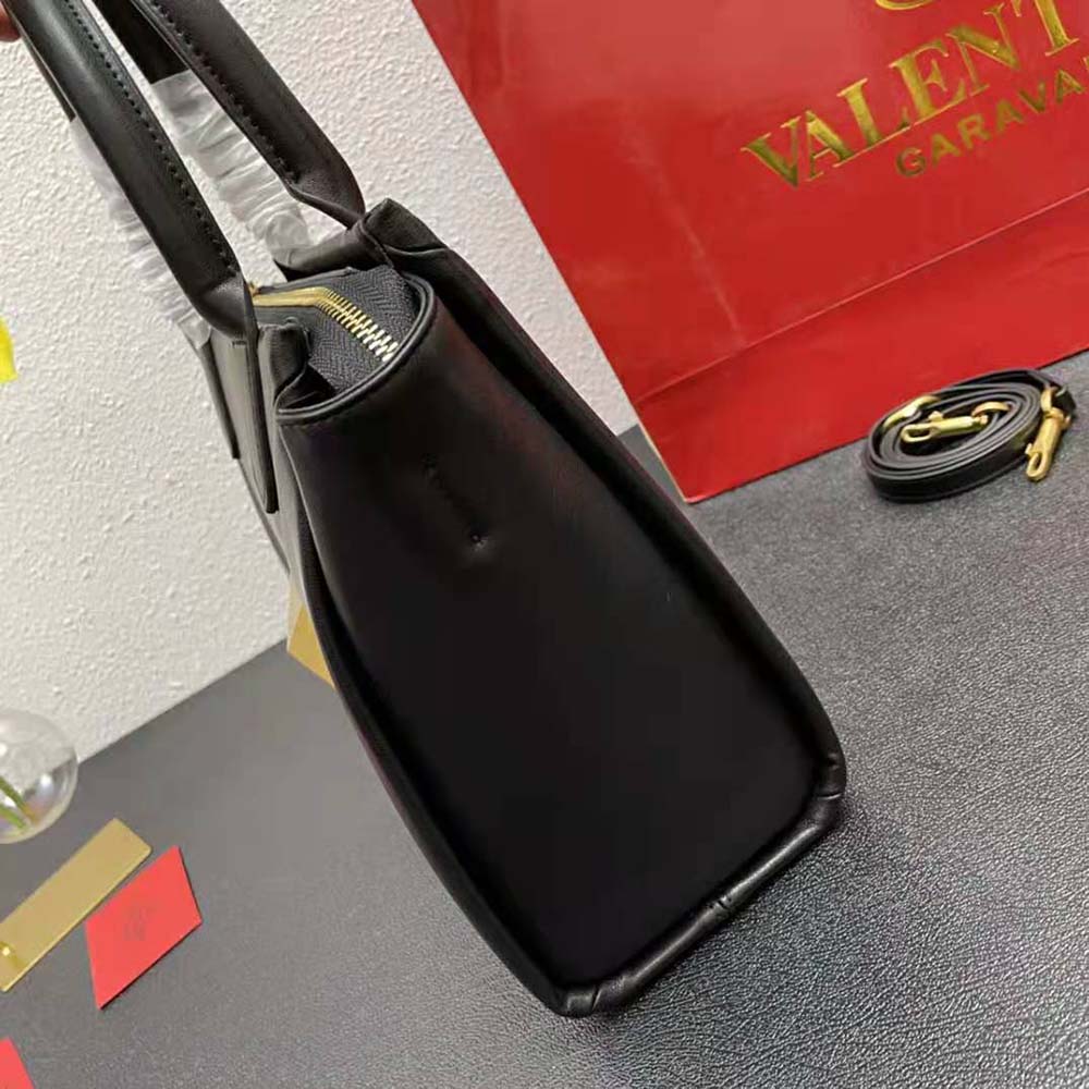 TÚI Valentino Women Large One Stud Nappa Handbag-Black