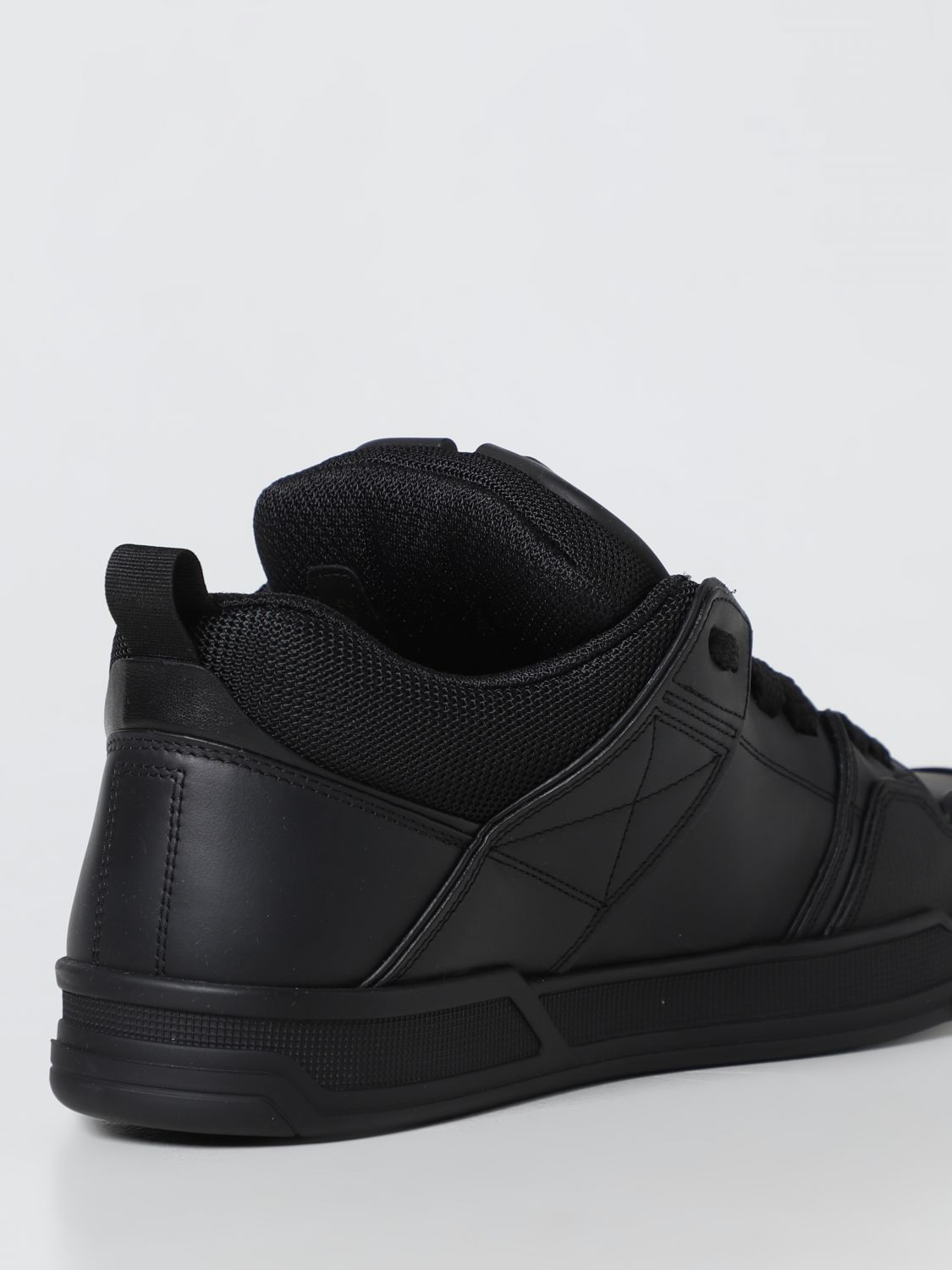GIÀY VALENTINO GARAVANI Black Sneakers