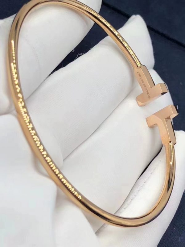 Vòng tay Tiffany & Co T T kim cương vàng hồng 18K