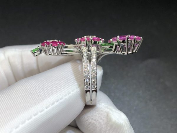 Nhẫn Van Cleef & Arpels Folie des Près Kim cương hồng Sapphire vàng trắng 18K