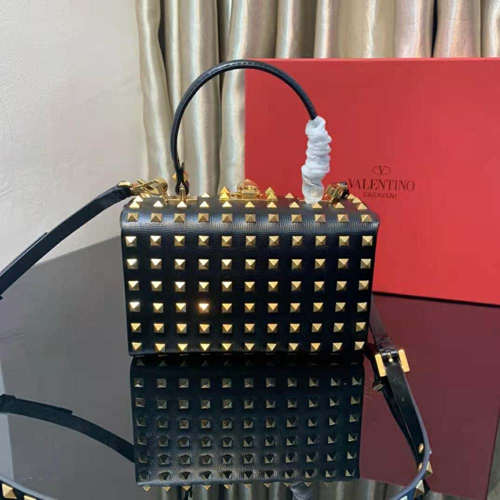 TÚI VALENTINO Rockstud Alcove Grainy Calfskin Box Bag-Black