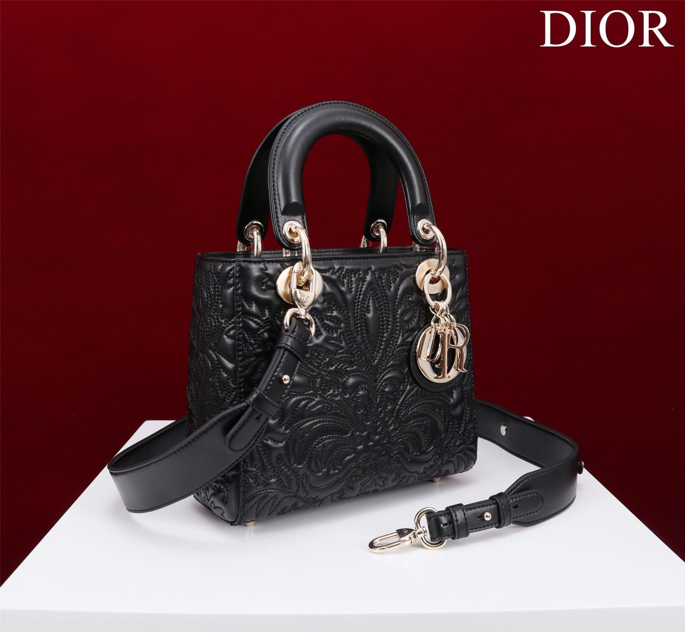 TÚI CHRISTIAN DIOR LADY DIOR Quilted-Effect Lambskin with Ornamental Motif Black