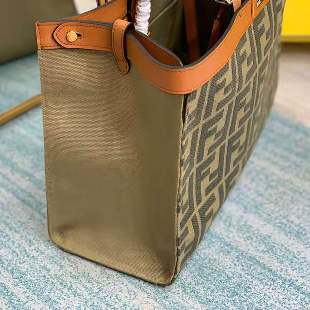 TÚI Fendi Peekaboo X-Tote Green Canvas Bag