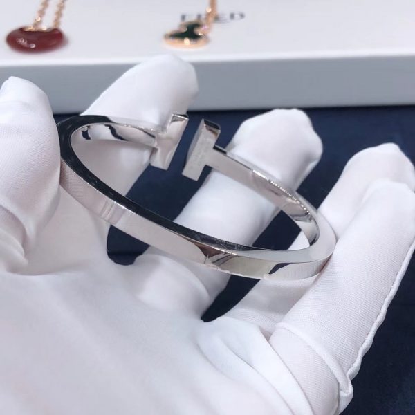 Vòng tay Tiffany & Co Tiffany T Square kim cương vàng trắng 18K