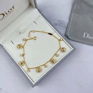 Dây chuyền Dior Women Rose Des Vents bracelet Yellow Gold Diamonds and Mother-of-pearl