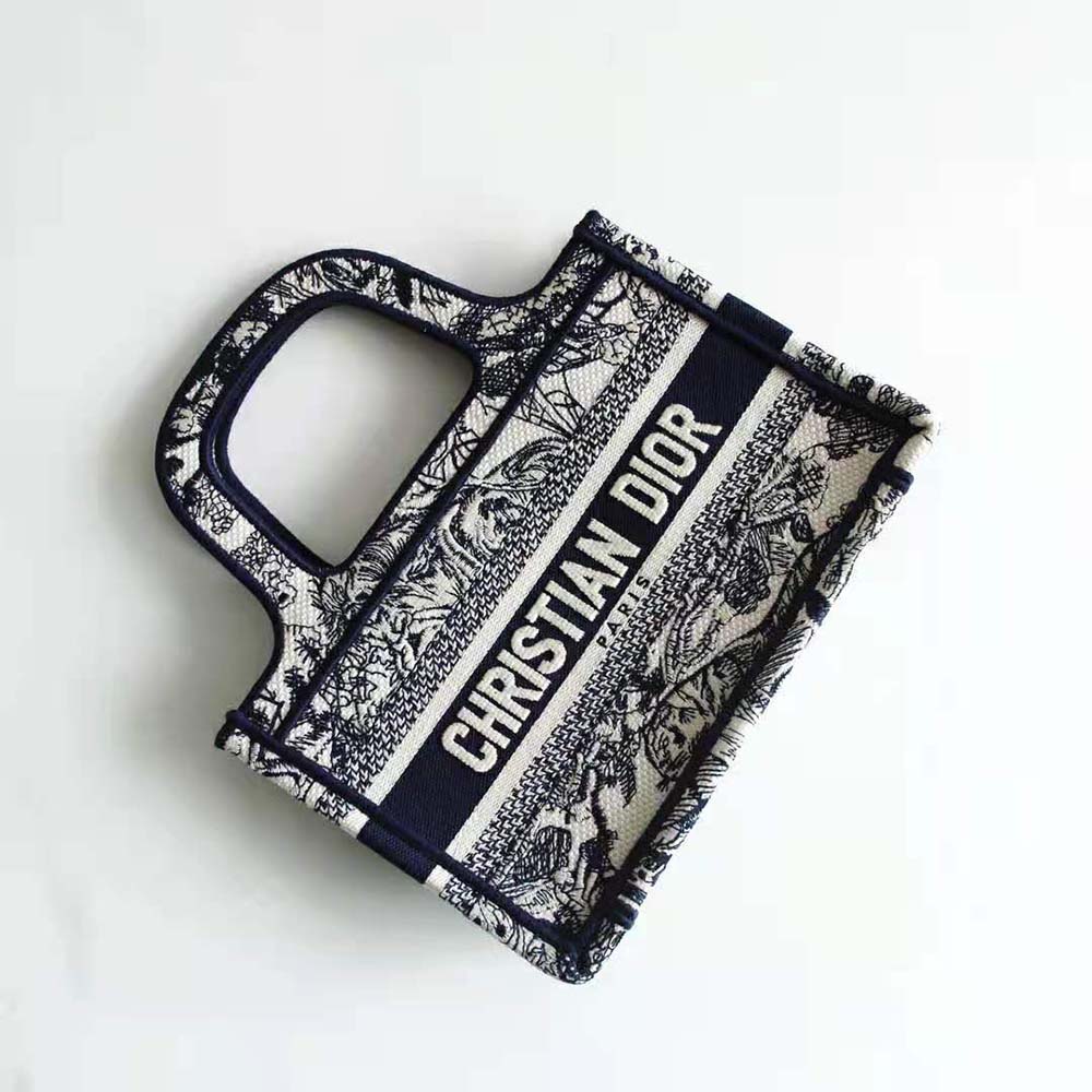 TÚI Dior Women Mini Dior Book Tote Blue Toile de Jouy Embroidery