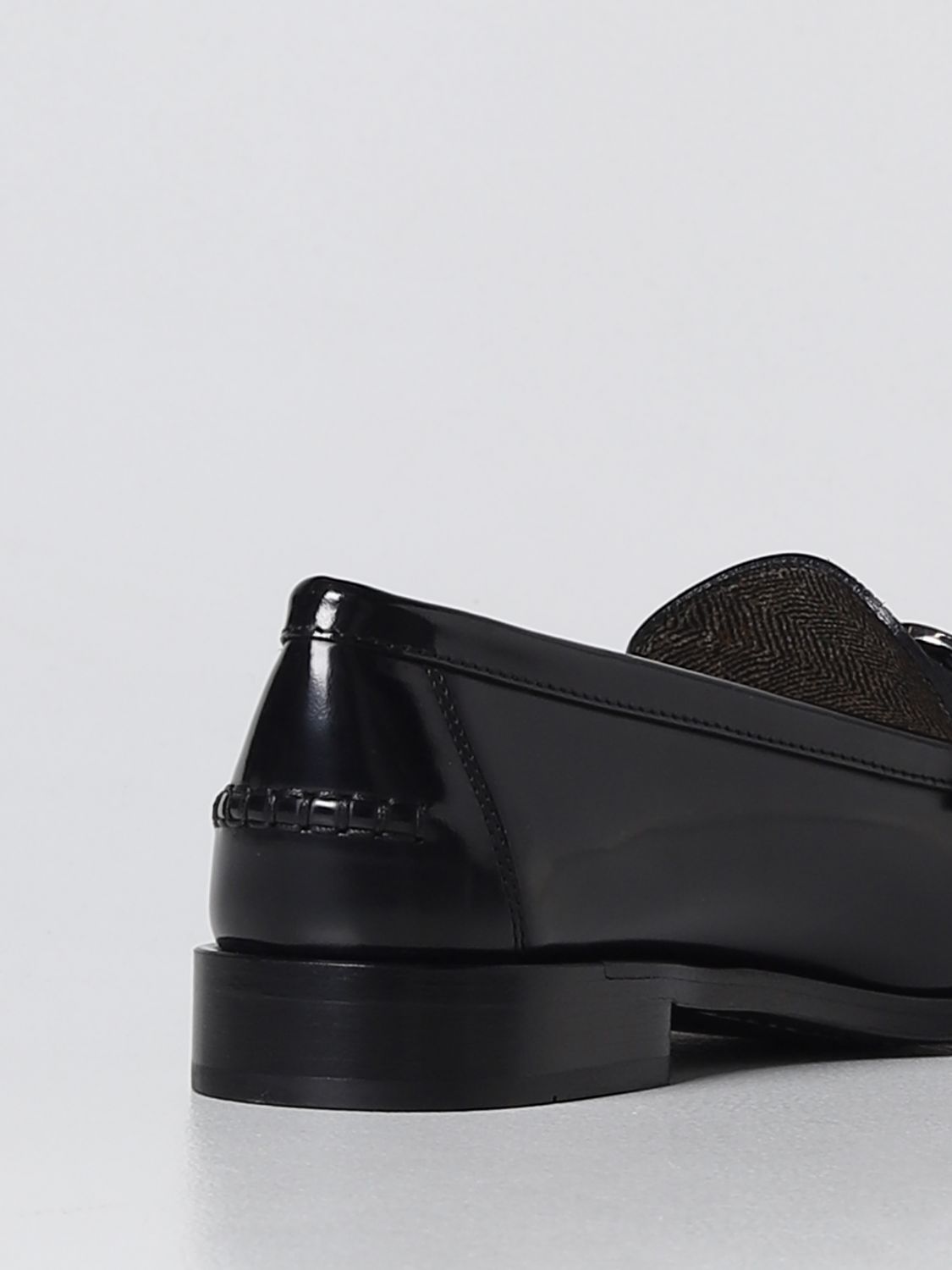 GIÀY SALVATORE FERRAGAMO Black loafer shoes