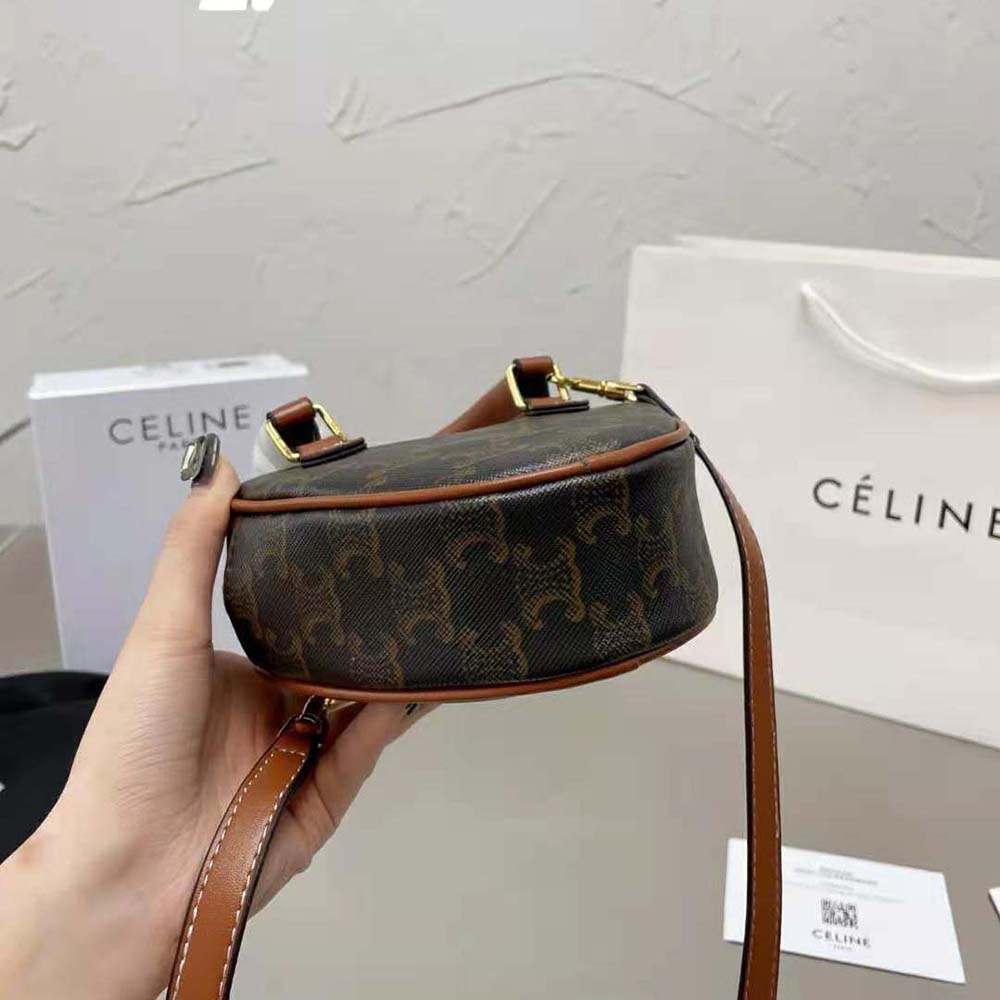 TÚI Celine Women Medium Celine Heart in Triomphe Canvas and Calfskin