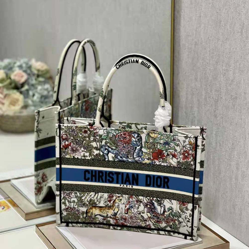 TÚI Dior Women Medium Dior Book Tote Latte D-Constellation Embroidery