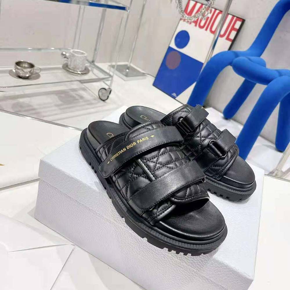 DÉP DIOR Dio(r)evolution Slide Black Quilted Cannage Calfskin