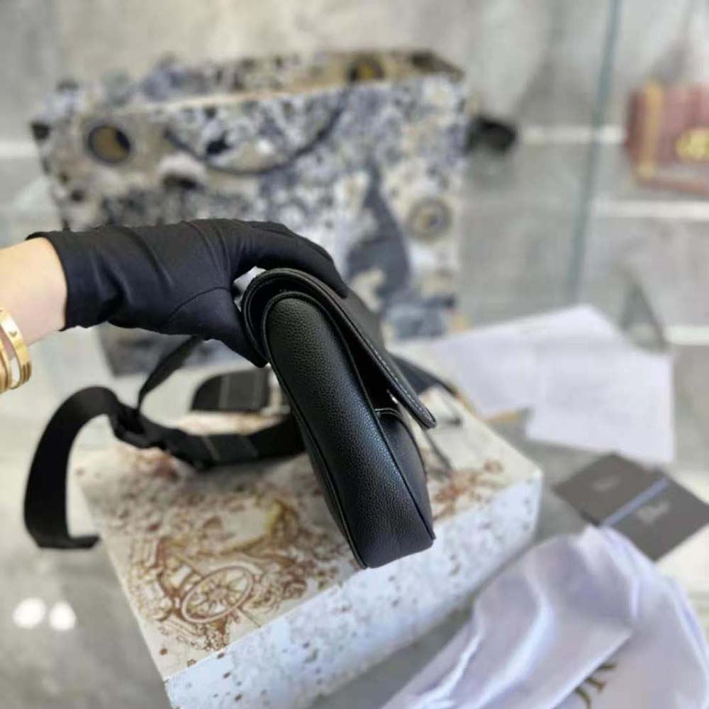 TÚI Dior Maxi Saddle Bag Black Grained Calfskin