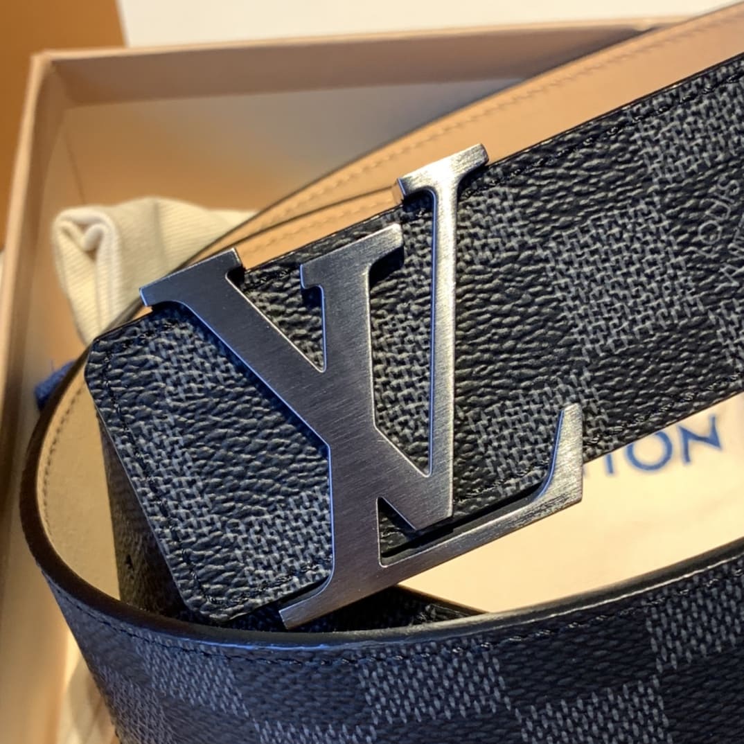 DÂY LƯNG LOUIS VUITTON SQUARE BLACK MONOGRAM Khóa bạc