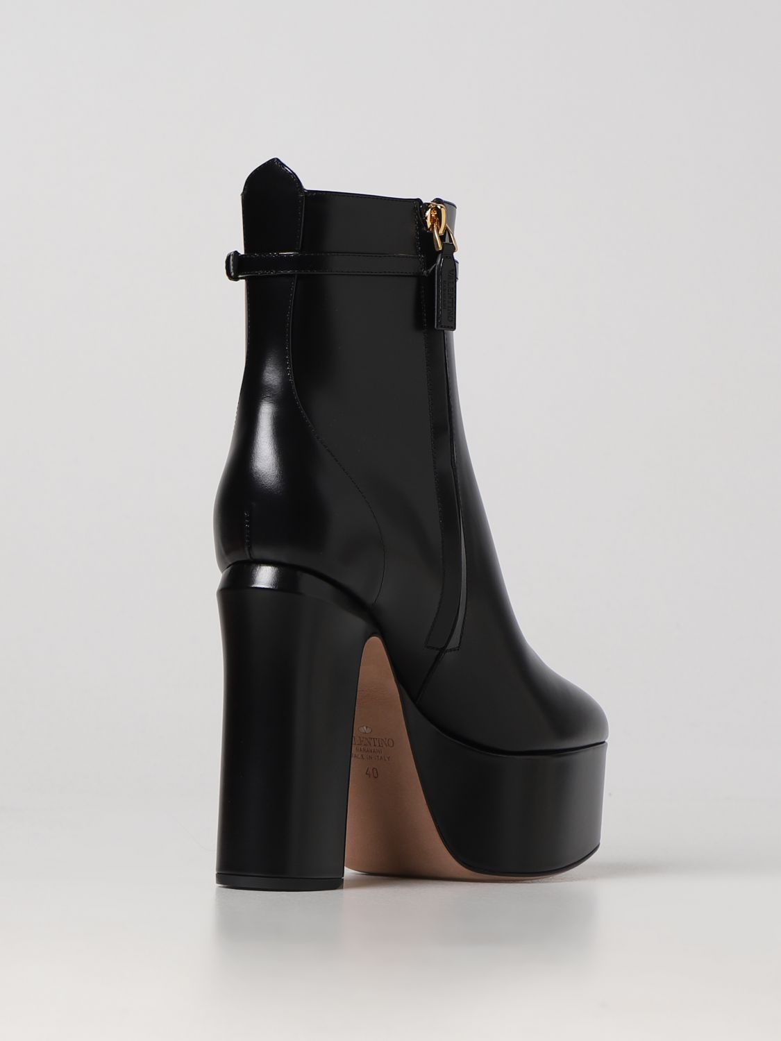 GIÀY VALENTINO GARAVANI Black heeled booties