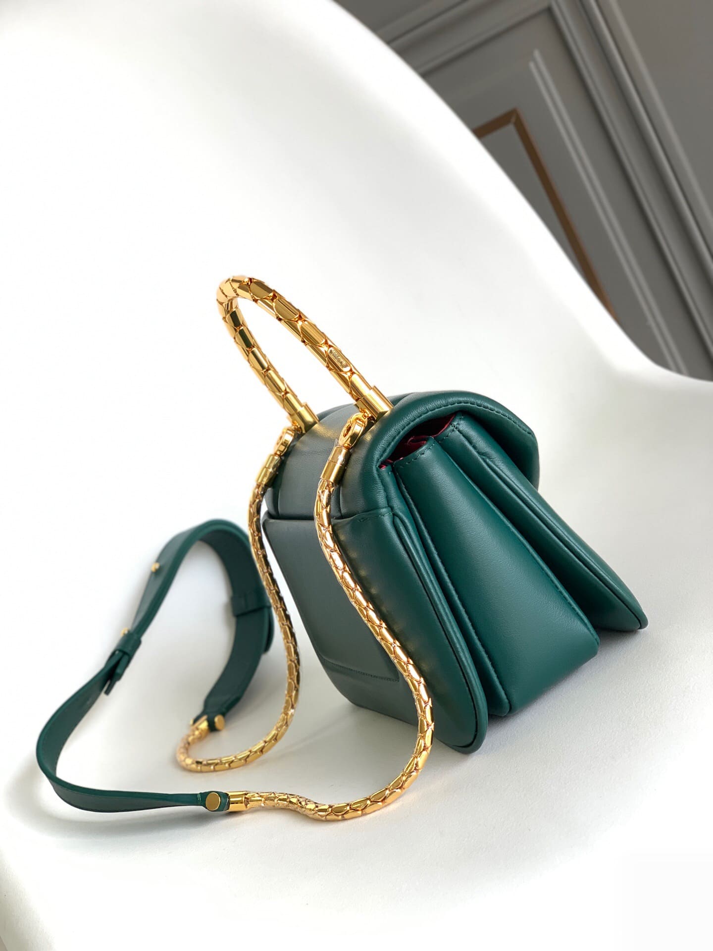 TÚI BVLGARI SERPENTI CALFSKIN GREEN