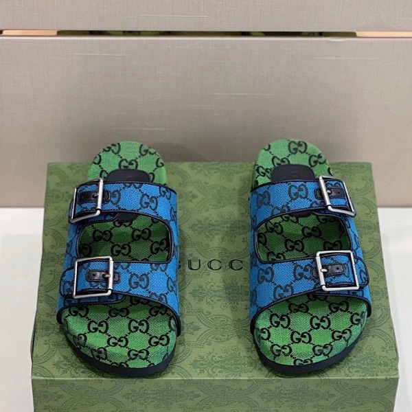 DÉP GUCCI GG CANVAS MAN SLIPPER
