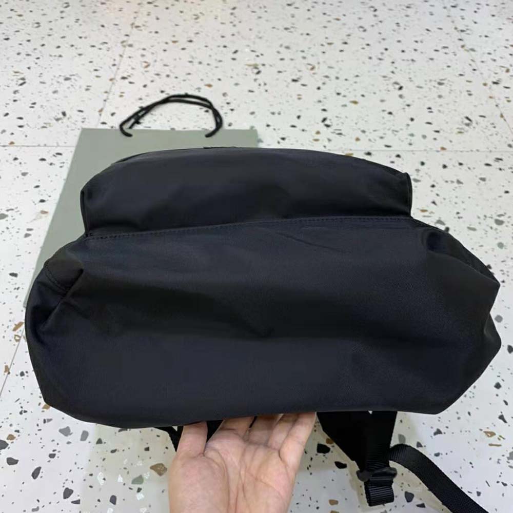 BALO BALENCIAGA Cities NEWYORK Explorer Backpack in Black and White Recycled Nylon