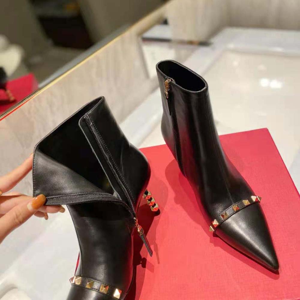 Giày Valentino Women Rockstud Kidskin Ankle Boot with Sculpted Heel 70 mm