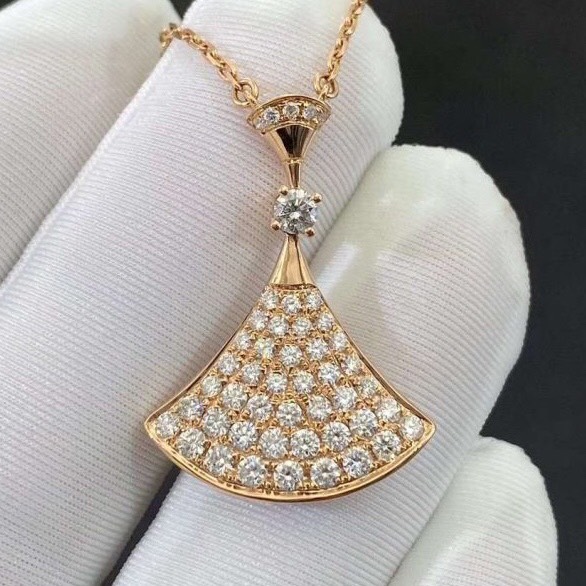 DÂY CHUYỀN BVLGARI DIVAS DREAM AND DIAMOND ROSE GOLD 18K