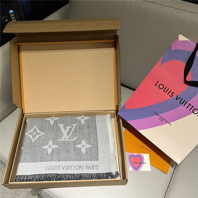 KHĂN Louis Vuitton LV Logo scarf
