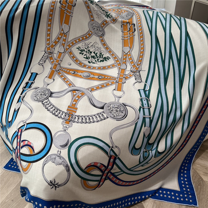 KHĂN Hermes Silk scarf