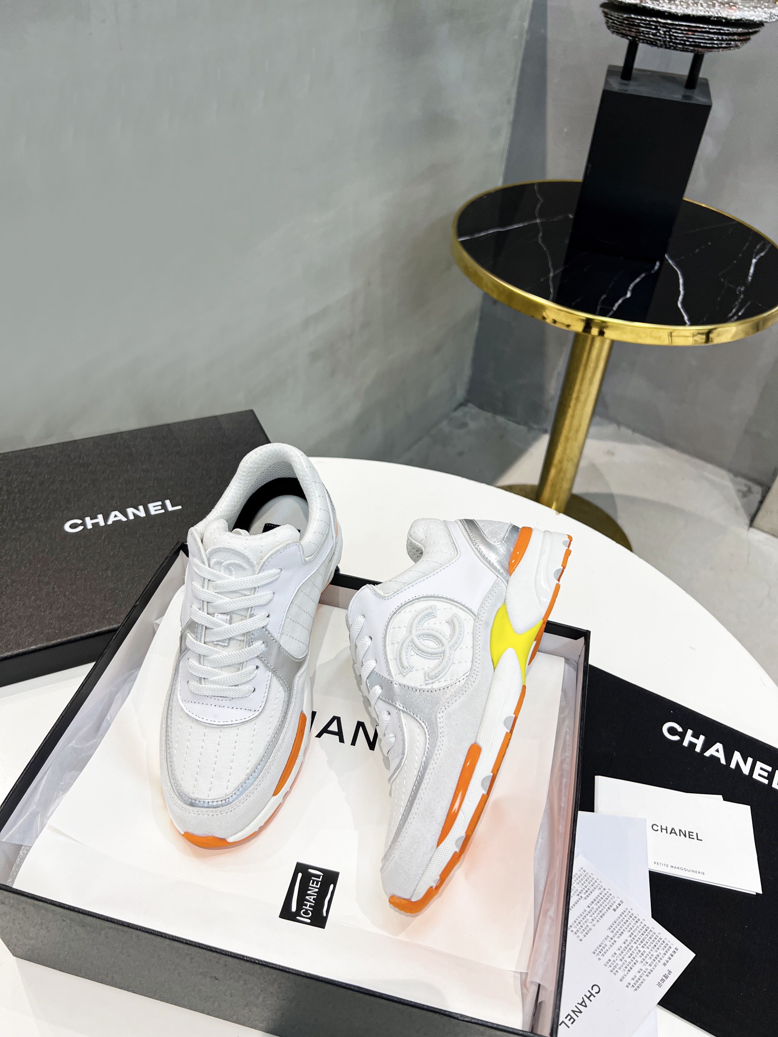 GIÀY CHANEL MULTICOLOR  LOGO SNEAKERS