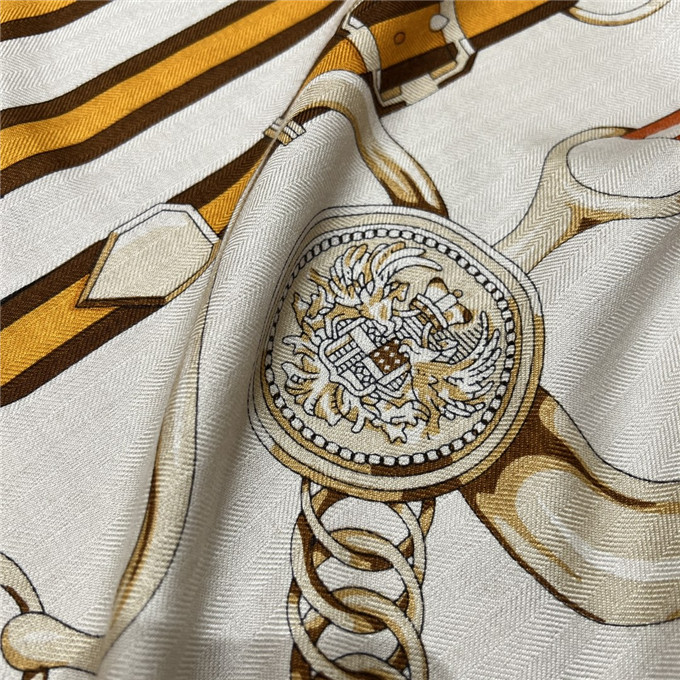 KHĂN Hermes Silk scarf