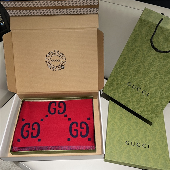 KHĂN Gucci GG Red scarf