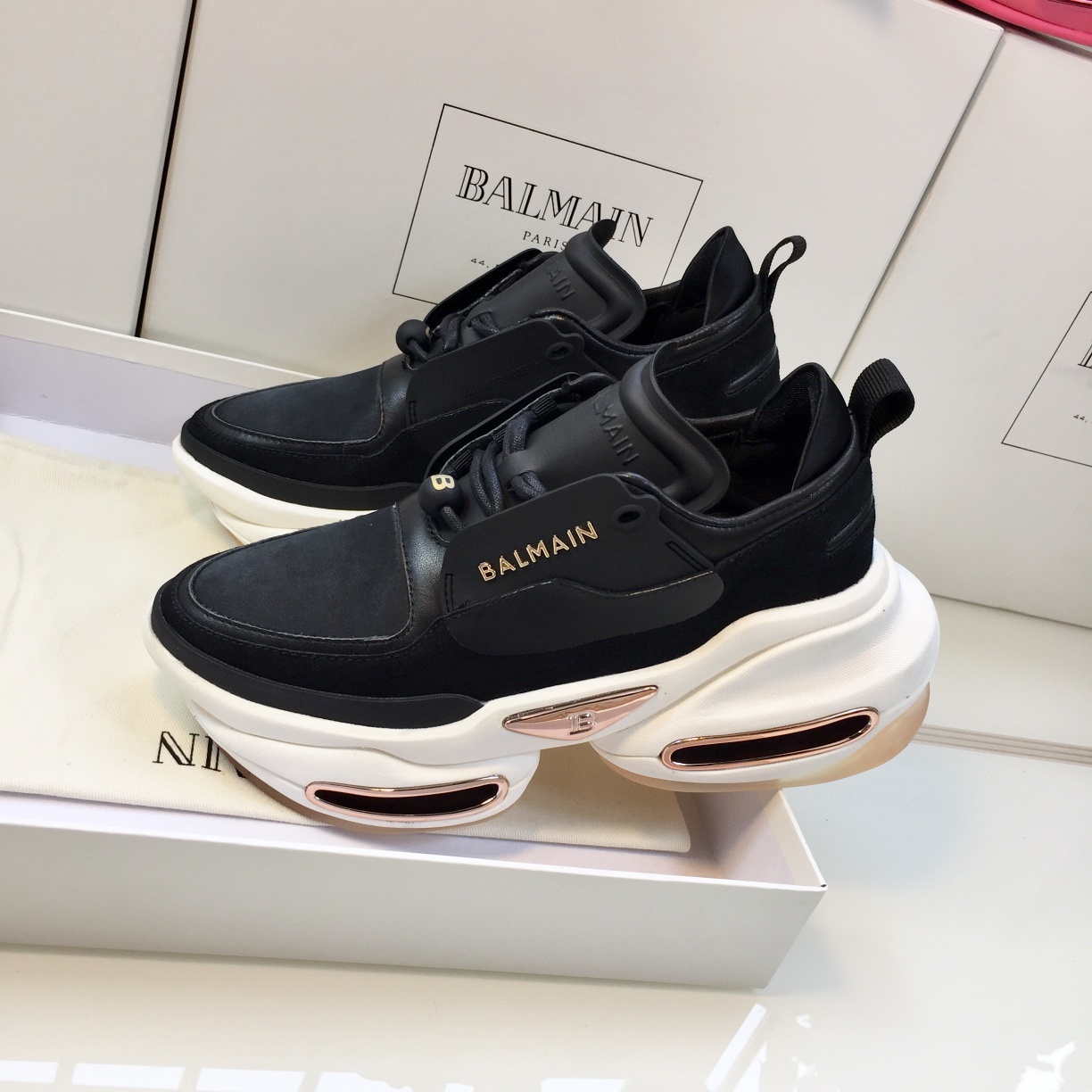 GIÀY BALMAIN WHITE BLACK SNEAKERS