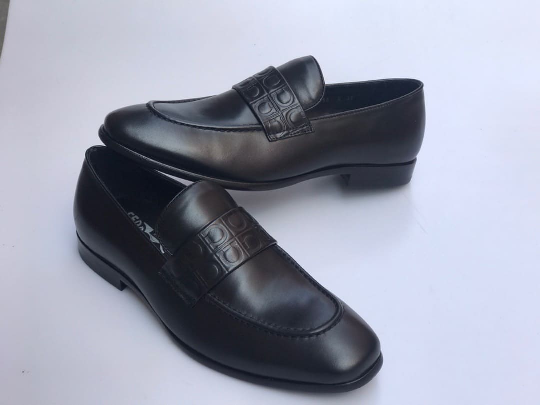 GIÀY SALVATORE FERRAGAMO LOAFER BLACK TOP QUALITY SHOES AAA