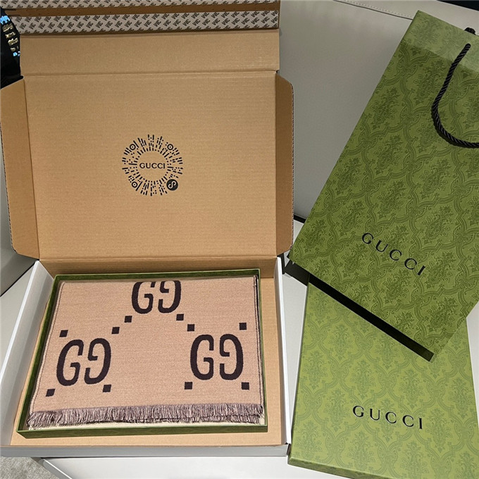 KHĂN Gucci GG Brown scarf
