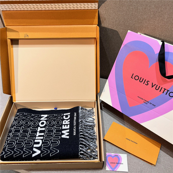 KHĂN Louis Vuitton LV Have you a nice Louis Vuitton scarf unisex