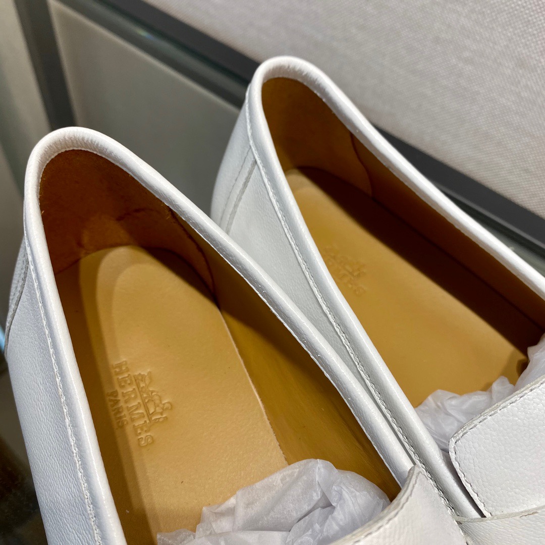 GIÀY HERMES LEATHER WHITE LOAFER SHOES