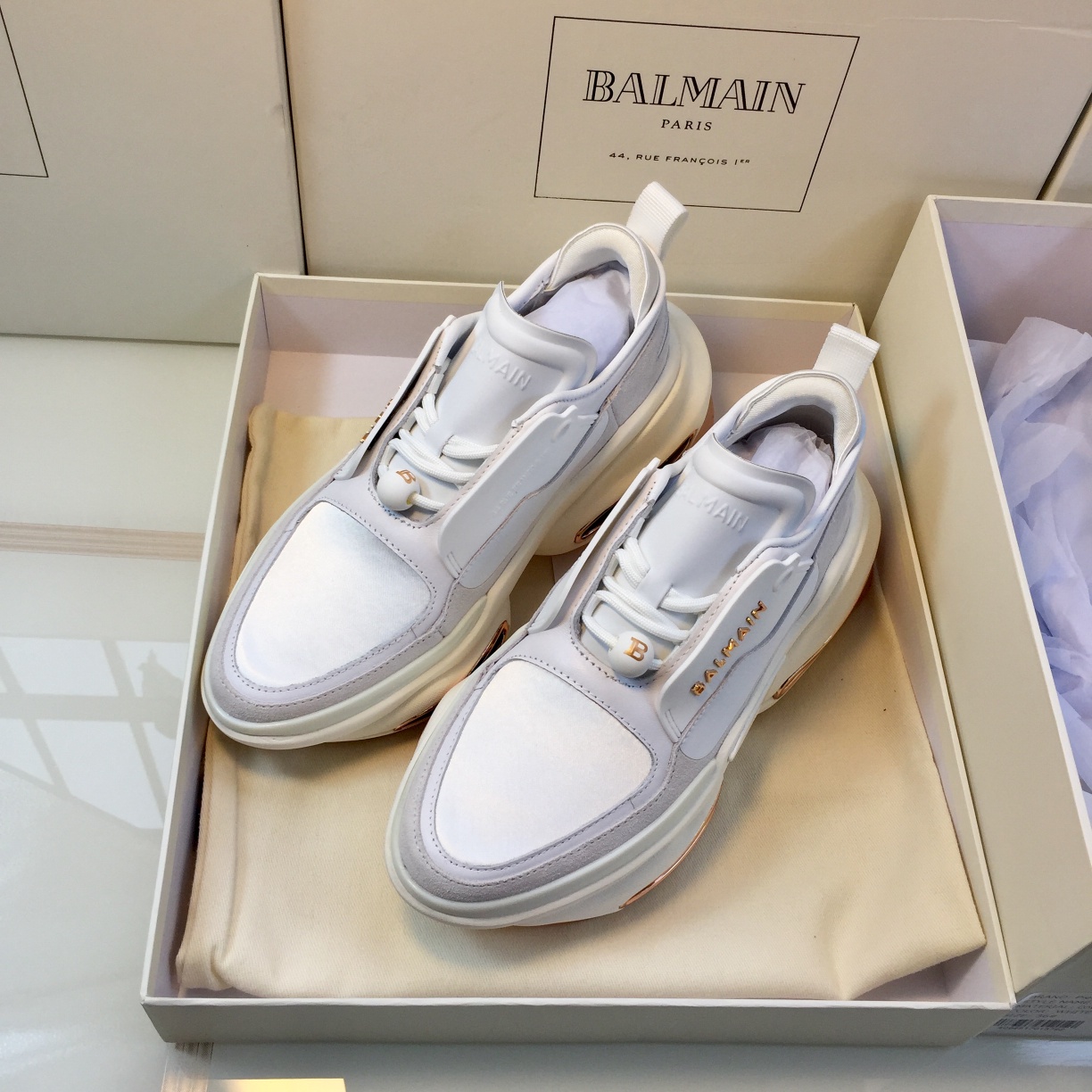 GIÀY BALMAIN WHITE SNEAKERS