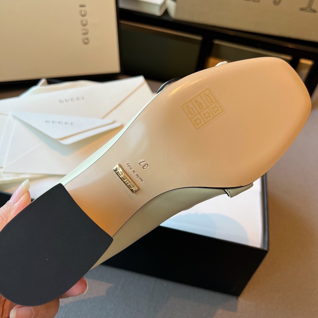 GIÀY GUCCI GG LEATHER LOGO LOAFER SHOES